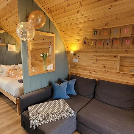Odli Glamping - Luxury Glamping Pod Villa Welshpool Ngoại thất bức ảnh